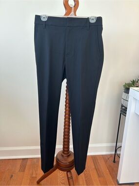 Vince Black Tapered Dress Pants Wool Blend Italian Fabric Size 4 EUC